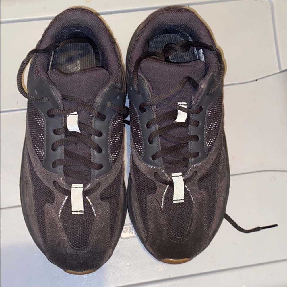 Yeezy 700